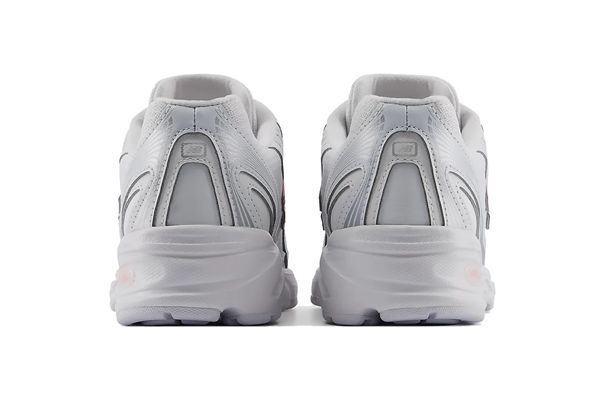 New Balance 740 LACE Ragazze NEW BALANCE | Sneakers | G7408M0